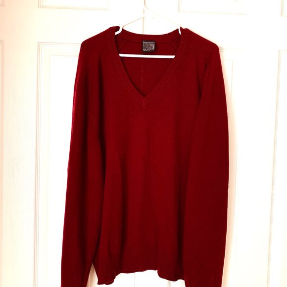100% CASHMERE Clan Douglas Burgundy V Neck Vintage Nordstrom Sz XL - Picture 1 of 13